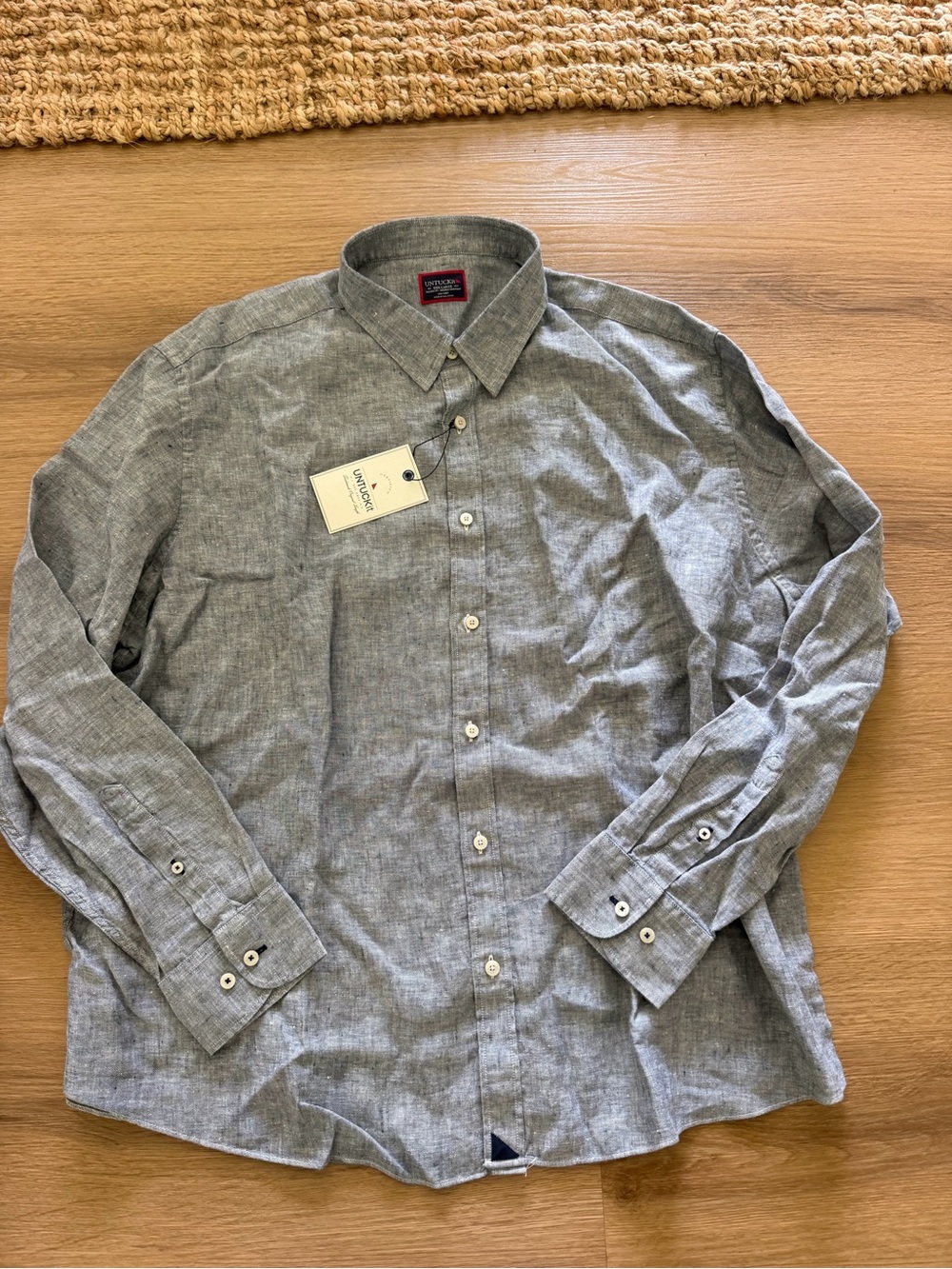 UNTUCKit Men's Heather Gray Button-Down Linen Shirt